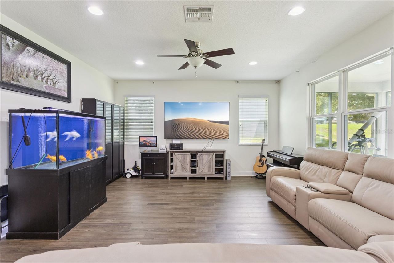 3254 Landing View, Tavares, FL 32778 Photo