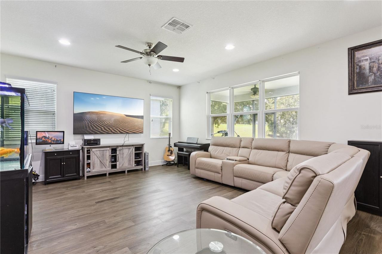 3254 Landing View, Tavares, FL 32778 Photo