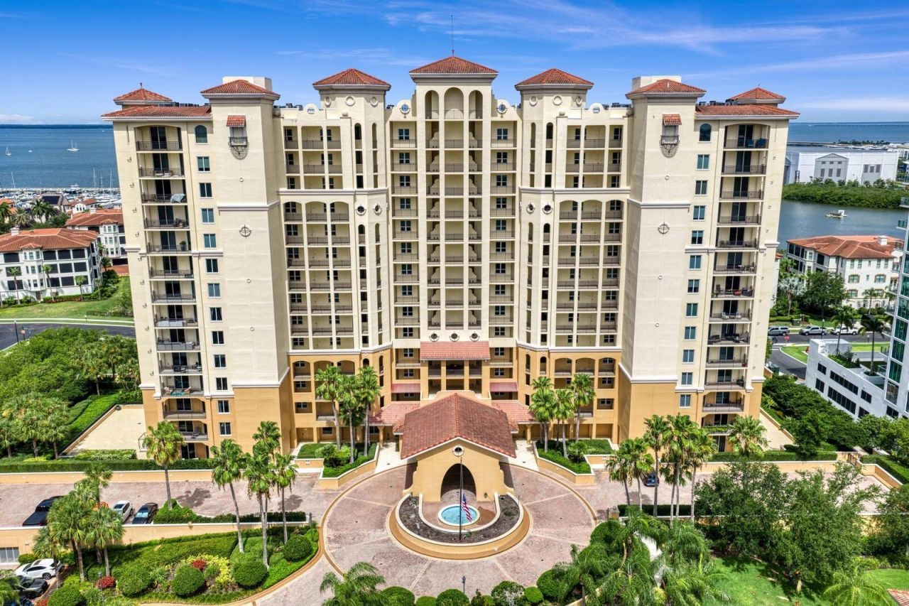 5823 Bowen Daniel Drive, Unit 1603, Tampa, FL 33616 Main Photo