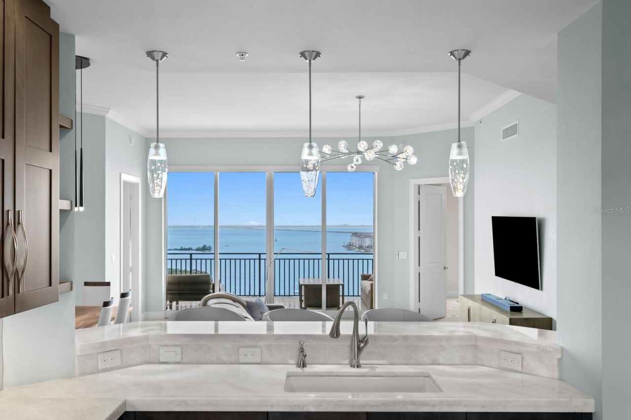 5823 Bowen Daniel Drive, Unit 1603, Tampa, FL 33616 Photo
