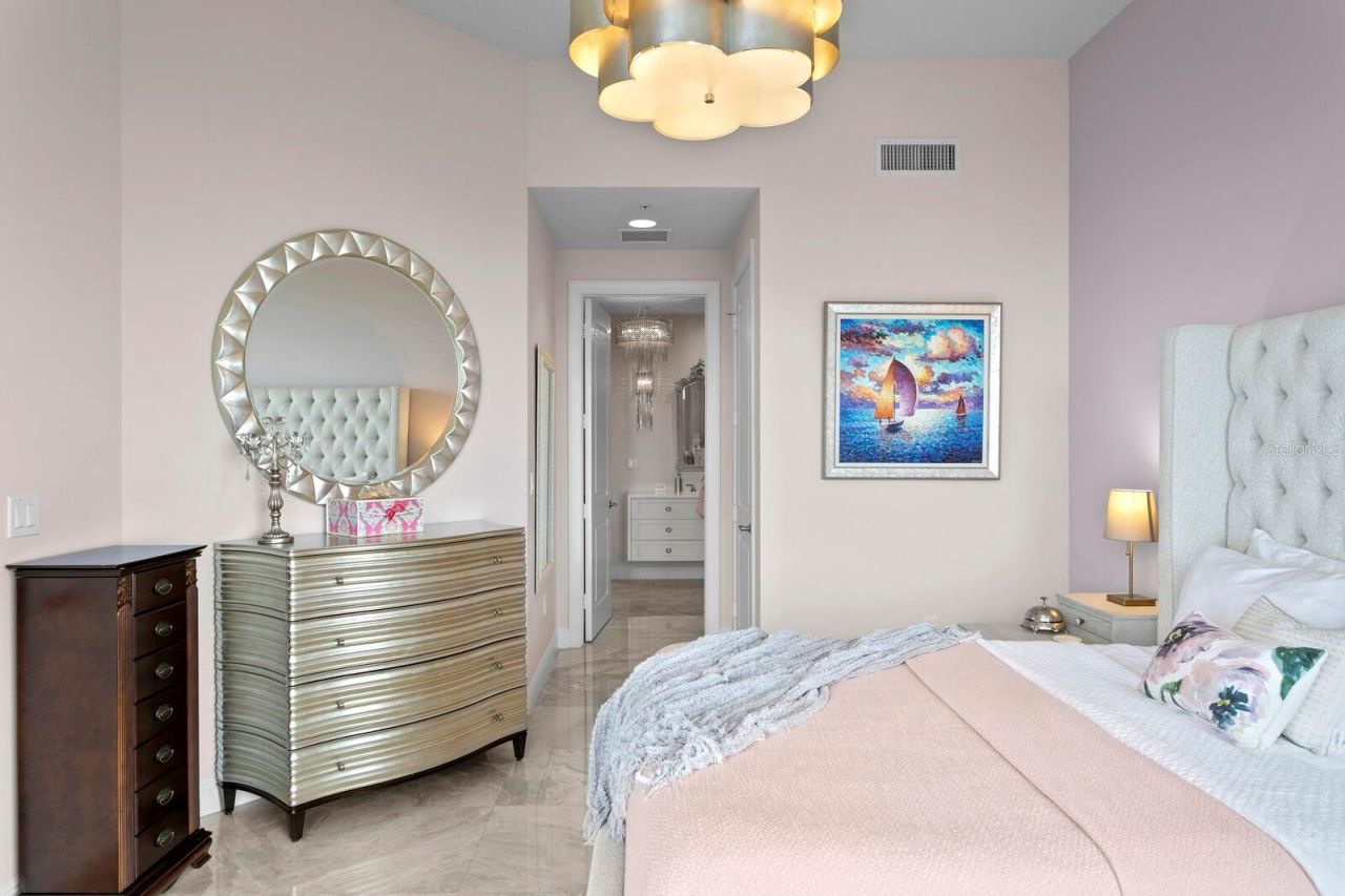 5823 Bowen Daniel Drive, Unit 1603, Tampa, FL 33616 Photo