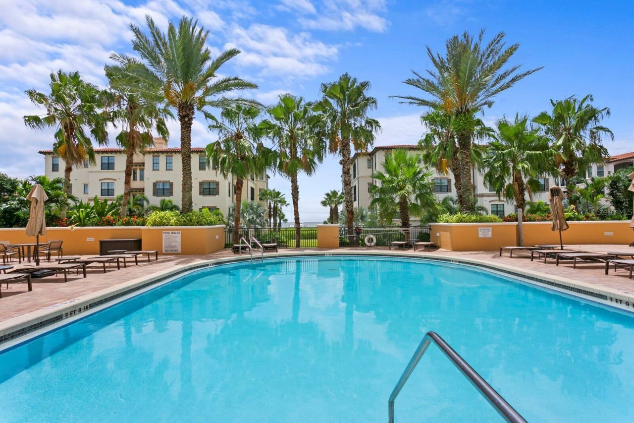 5823 Bowen Daniel Drive, Unit 1603, Tampa, FL 33616 Photo