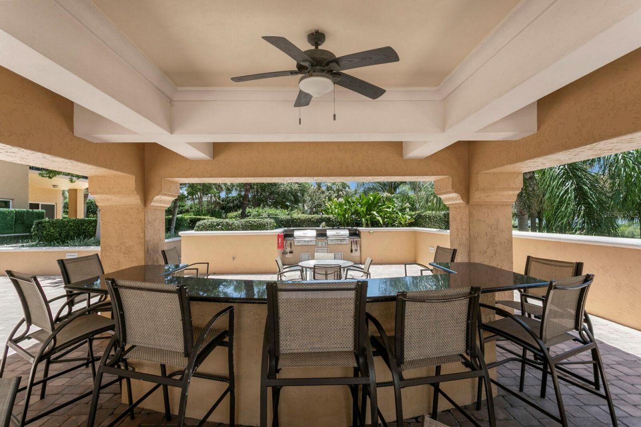 5823 Bowen Daniel Drive, Unit 1603, Tampa, FL 33616 Photo
