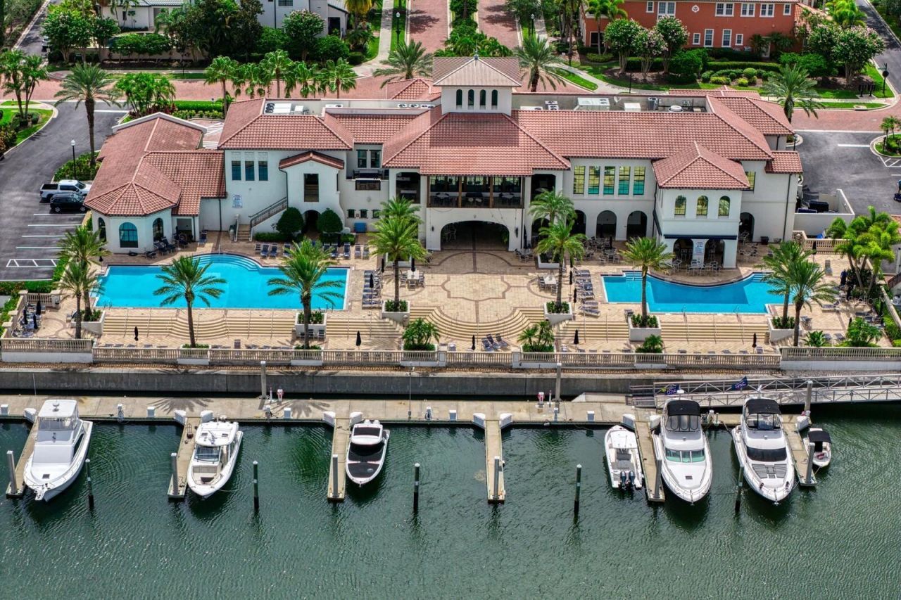 5823 Bowen Daniel Drive, Unit 1603, Tampa, FL 33616 Photo