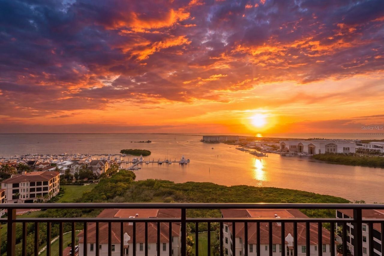 5823 Bowen Daniel Drive, Unit 1603, Tampa, FL 33616 Photo