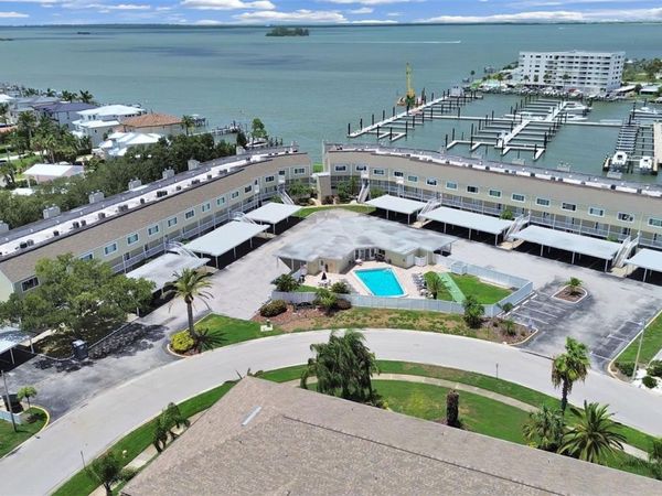 433 S PAULA DRIVE , Unit 18, DUNEDIN, FL 34698