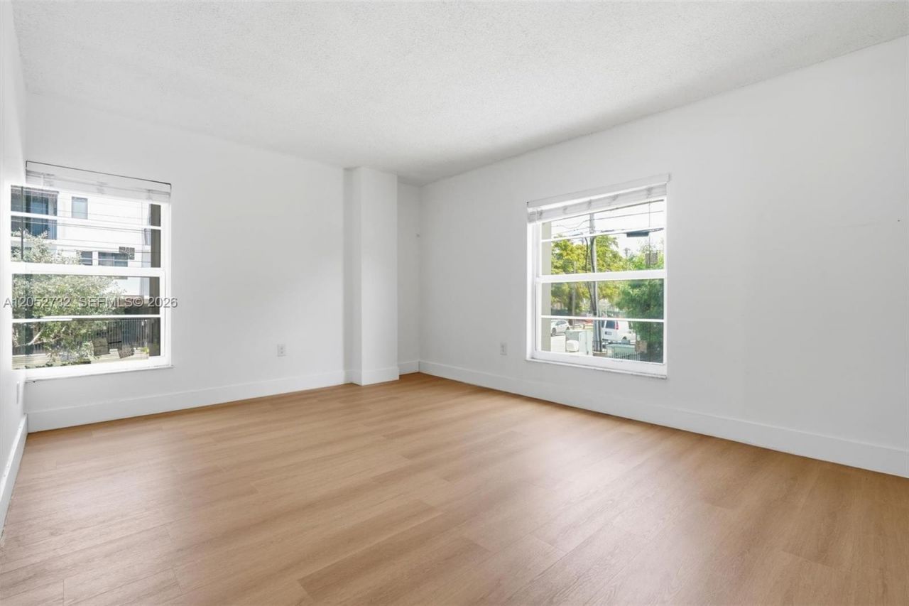 110 Salamanca Ave , Unit 202, Coral Gables, FL 33134 Photo