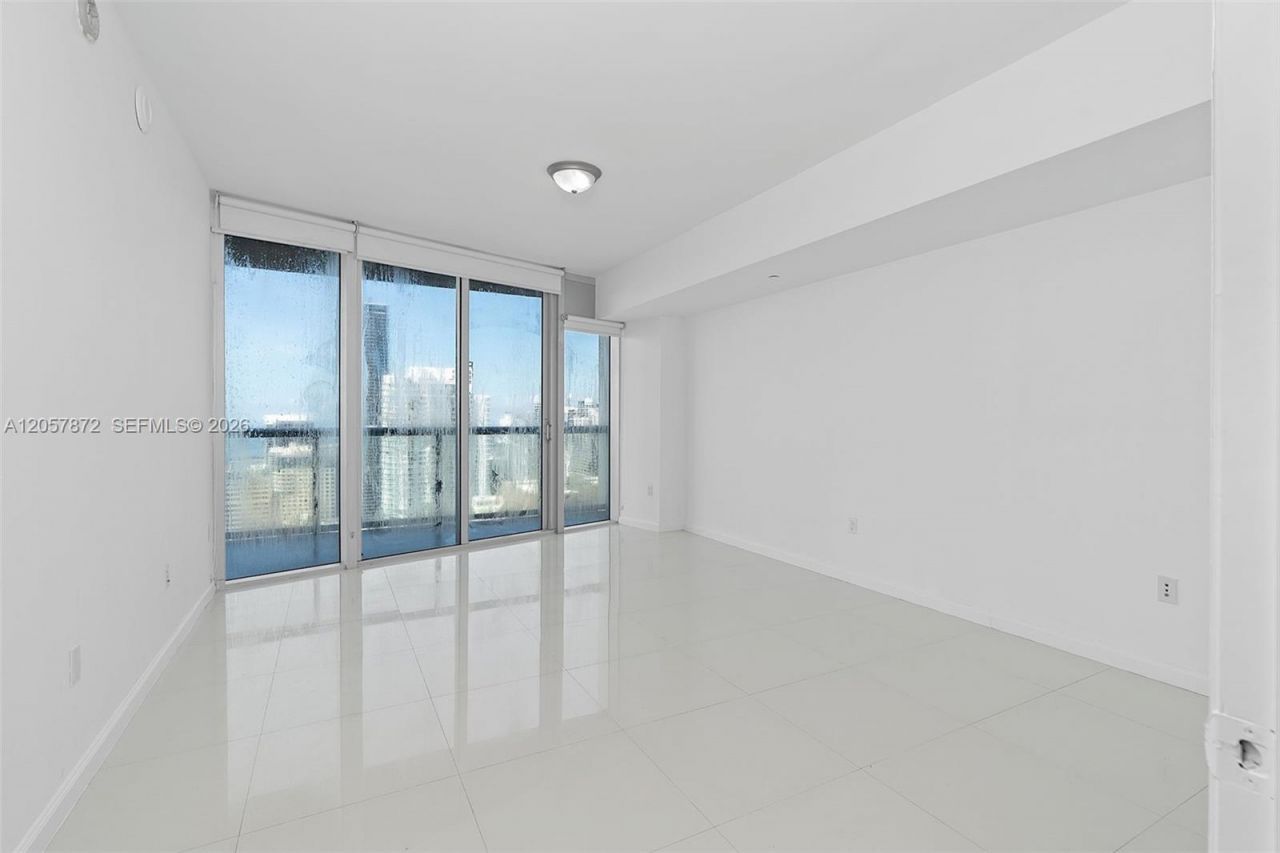 495 Brickell Ave , Unit 5007, Miami, FL 33131 Photo