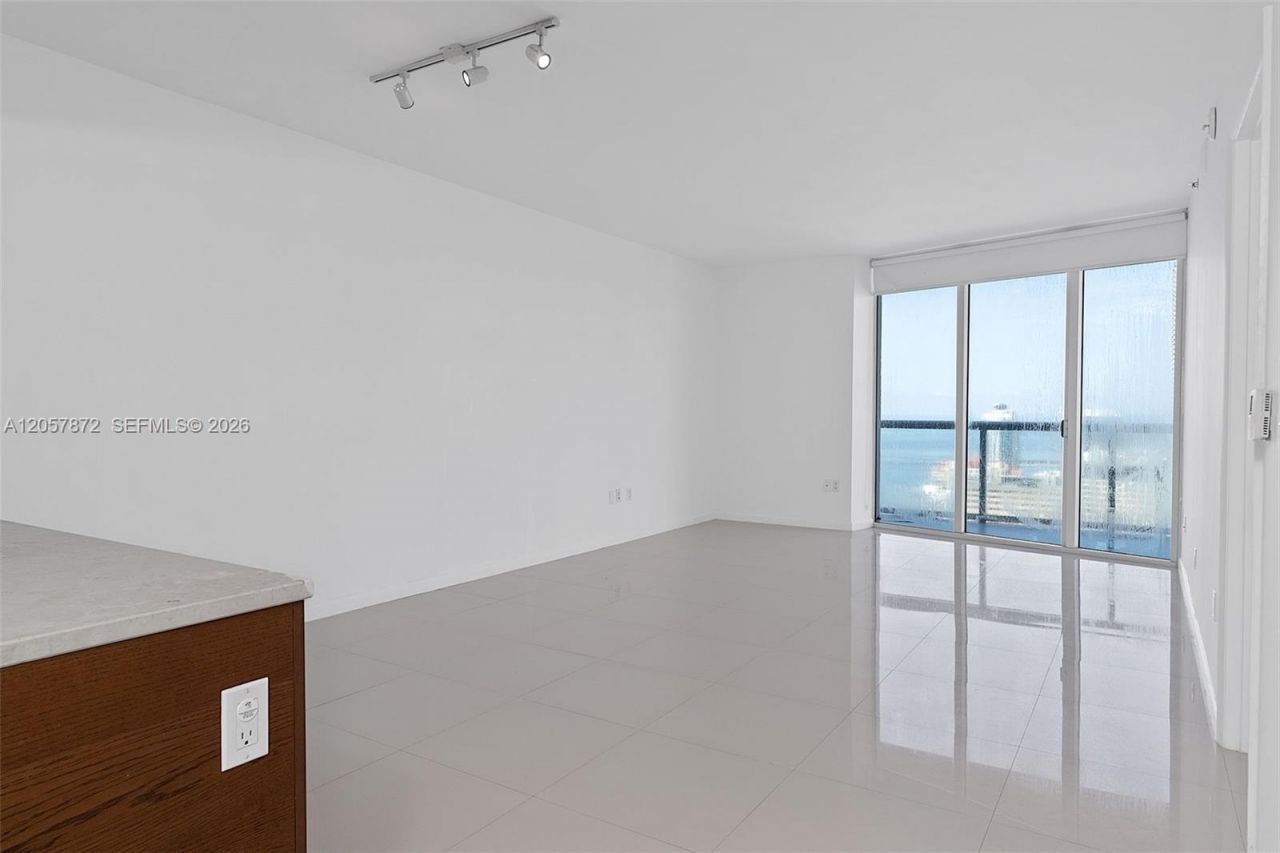 495 Brickell Ave , Unit 5007, Miami, FL 33131 Photo
