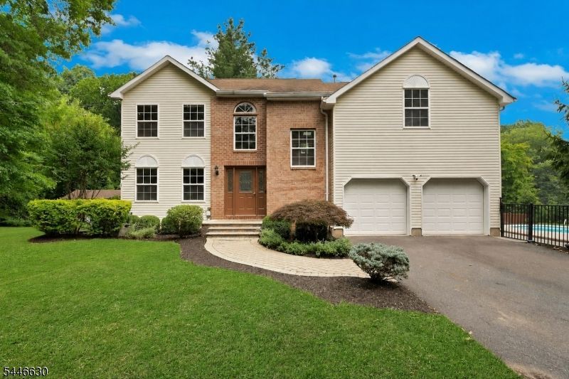 14 Lakeview Avenue, Watchung, NJ 07069 Main Photo