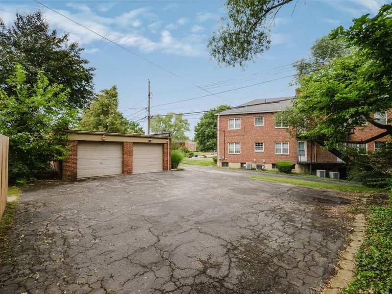 1966 Northwest Boulevard, Columbus, OH 43212 Photo 48
