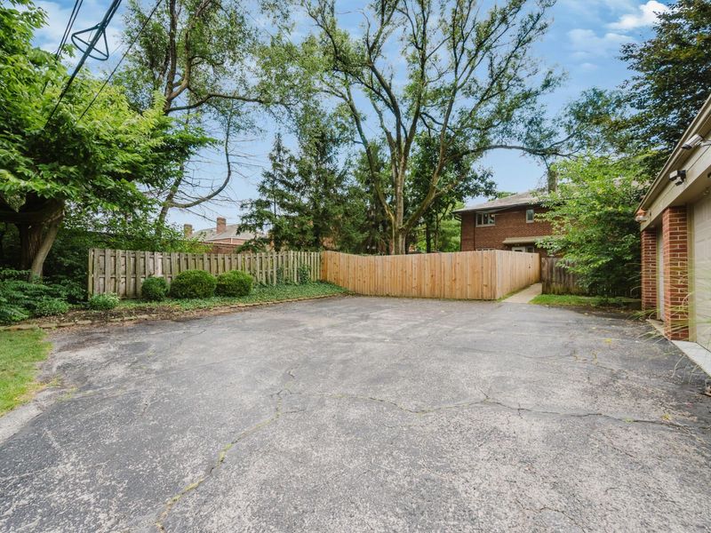 1966 Northwest Boulevard, Columbus, OH 43212 Photo 52