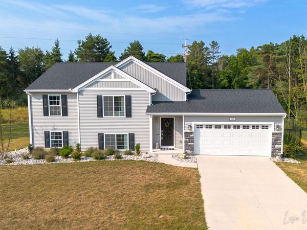 1309 Waterpoint Court, Whitehall, MI 49461