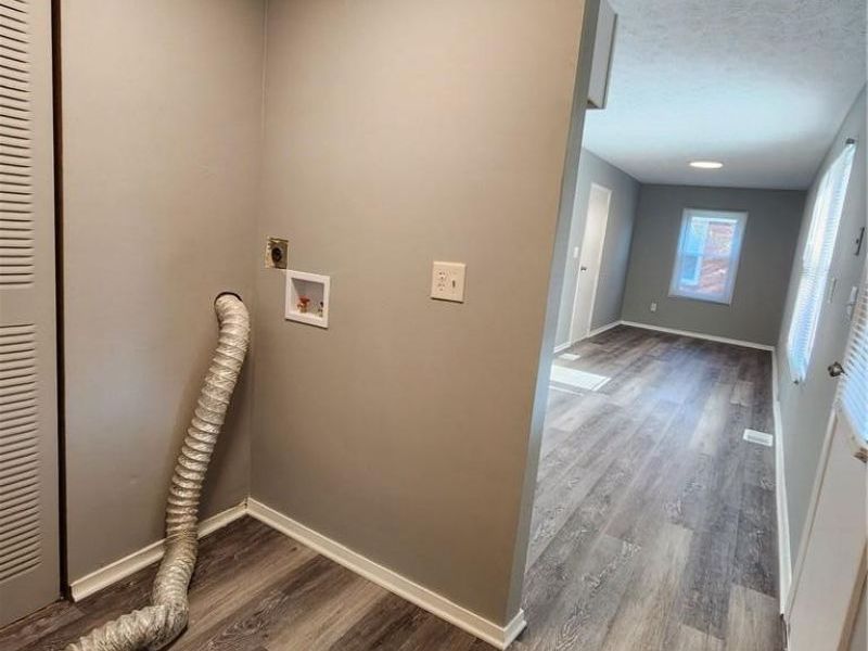 1633 Reid Avenue, Xenia, OH 45385 Photo 9