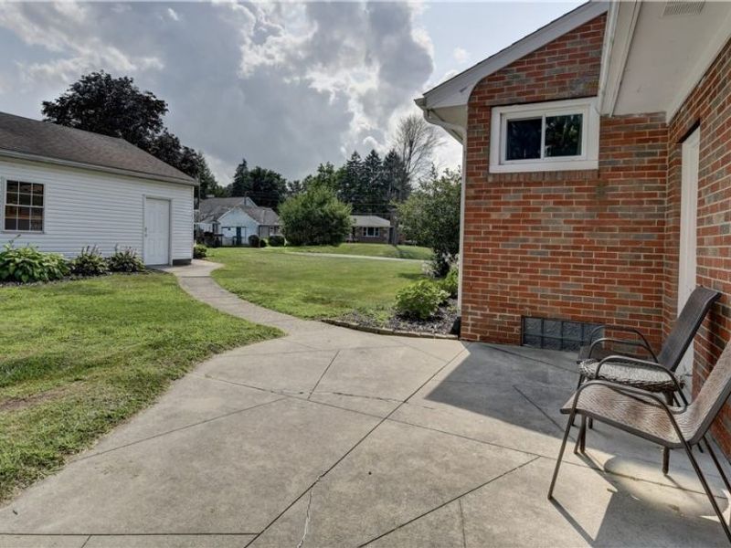 3122 Sweitzer Street NW, Uniontown, OH 44685 Photo 34