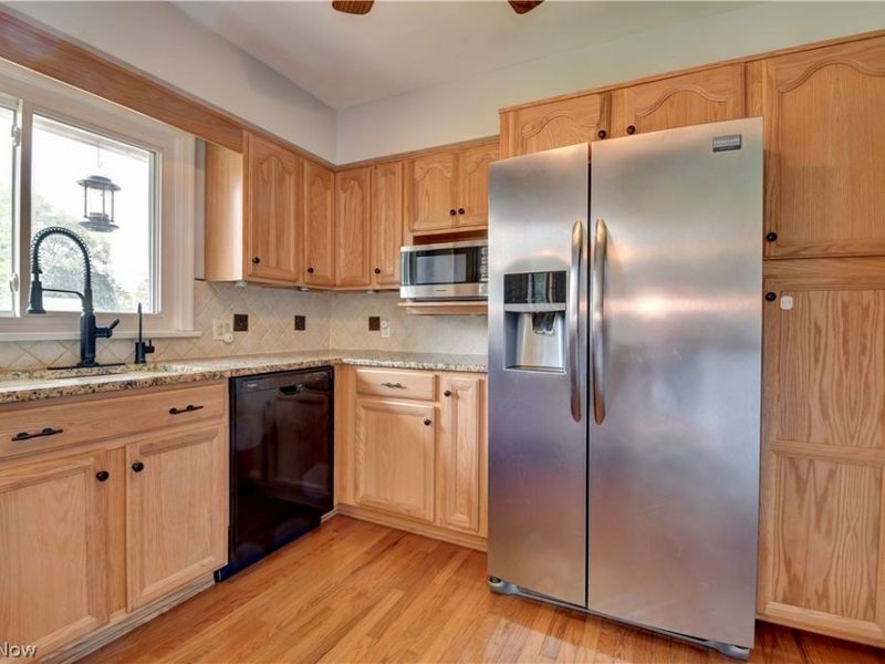 3122 Sweitzer Street NW, Uniontown, OH 44685 Photo 6