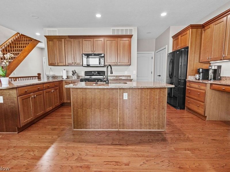 106 Larimar Drive, Willowick, OH 44095 Photo 13