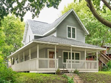 1118 Adams Street NE, Minneapolis, MN 55413