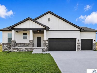4814 S 198th Avenue, Omaha, NE 68135