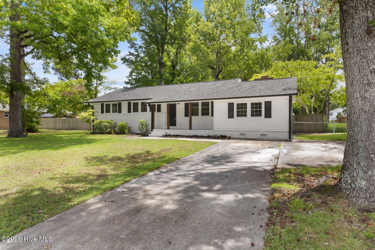 2915 Northwoods Drive , Jacksonville, NC 28540 Main Photo