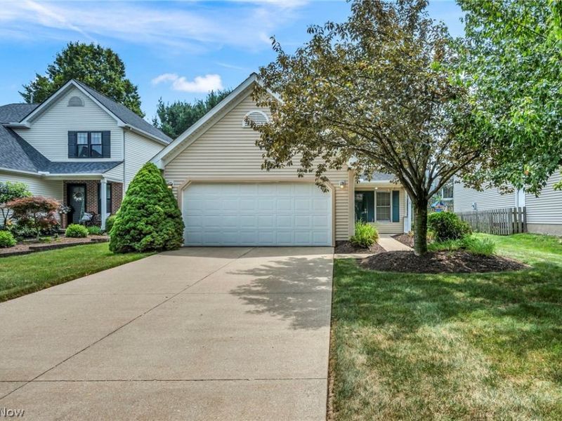 450 Charleton Drive, Medina, OH 44256 Photo 2