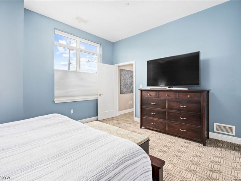 12701 Larchmere Boulevard, Unit 2A, Cleveland, OH 44120 Photo 15