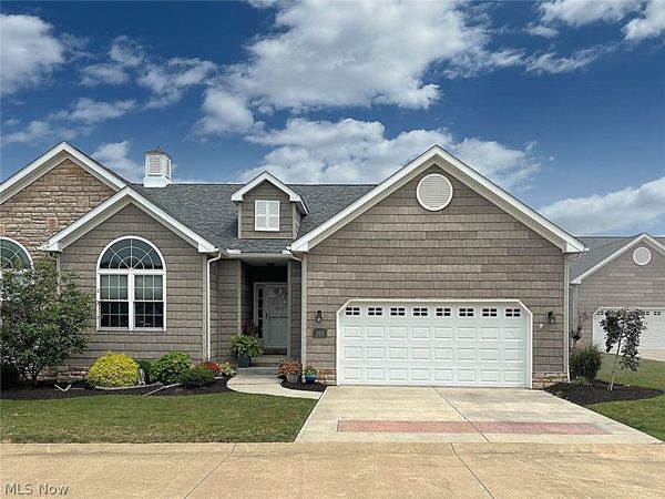 203 Leeward , Vermilion, OH 44089