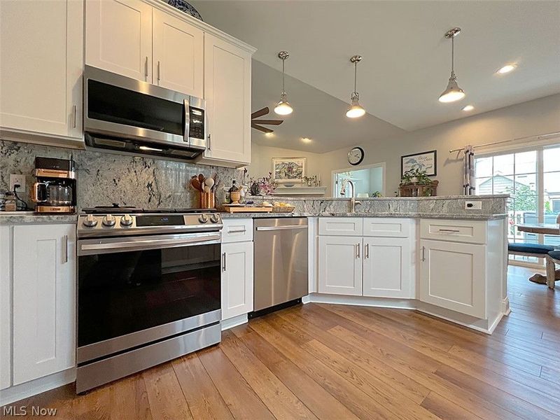 203 Leeward, Vermilion, OH 44089 Photo 13