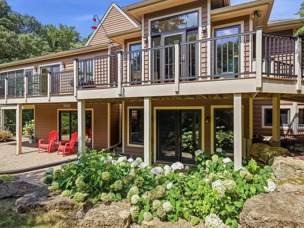 8 ARROWWOOD Lane, GALENA, IL 61036