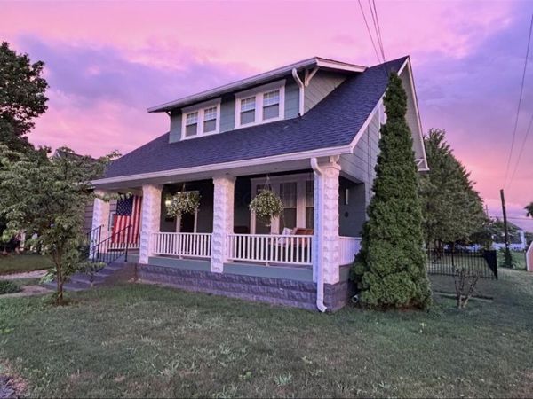 3227 Columbus Street , Grove City, OH 43123