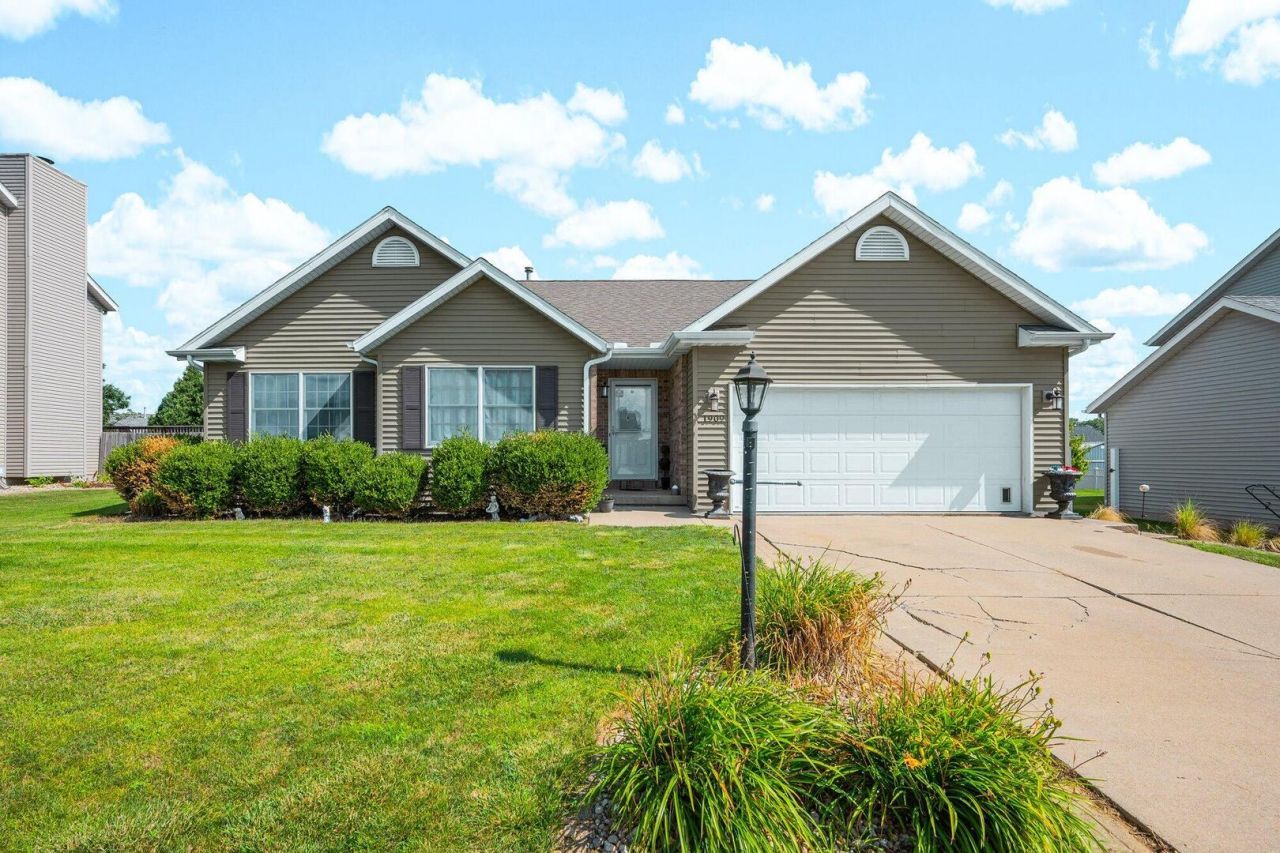 1909 Cobblestone , Washington, IL 61571