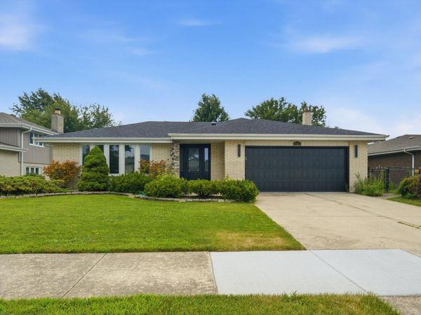 7603 Sequoia Court, Orland Park, IL 60462