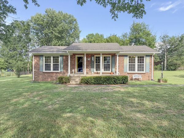 3741 Barfield Crescent Rd , Murfreesboro, TN 37128