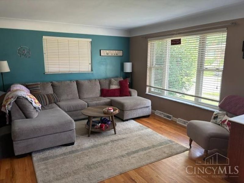 5377 Gander Drive, Delhi Twp, OH 45238 Photo 2