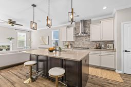 2073 Kemmerlin Street photo 4