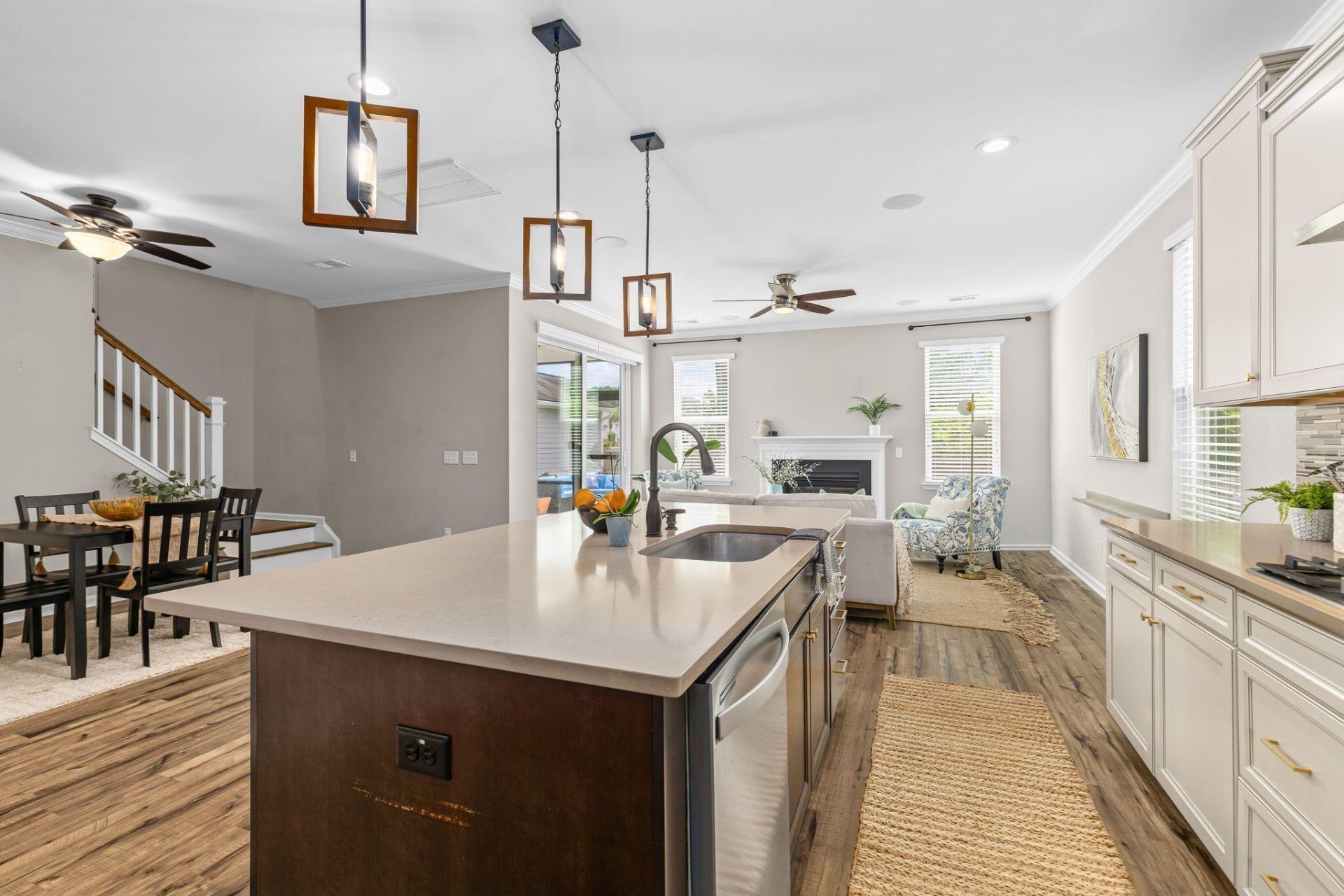 2073 Kemmerlin Street Photo 20