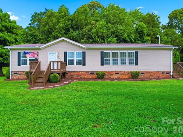 1006 Canada Drive , Dallas, NC 28034