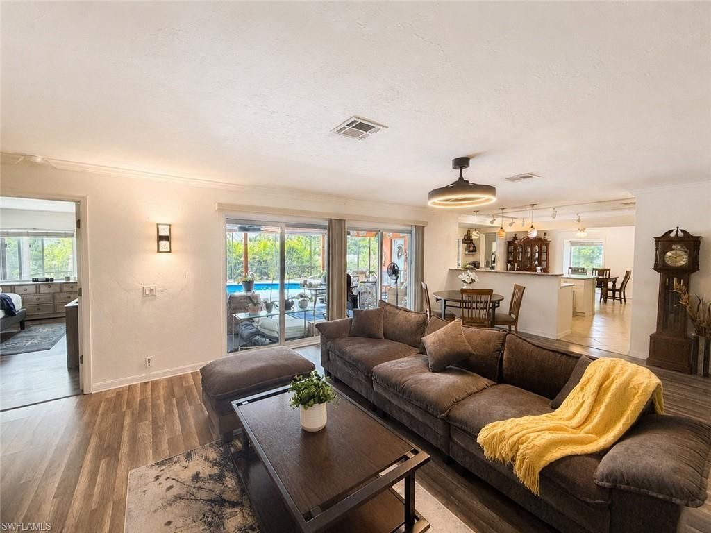 1631 SE 20th St, Cape Coral, FL 33990 Photo