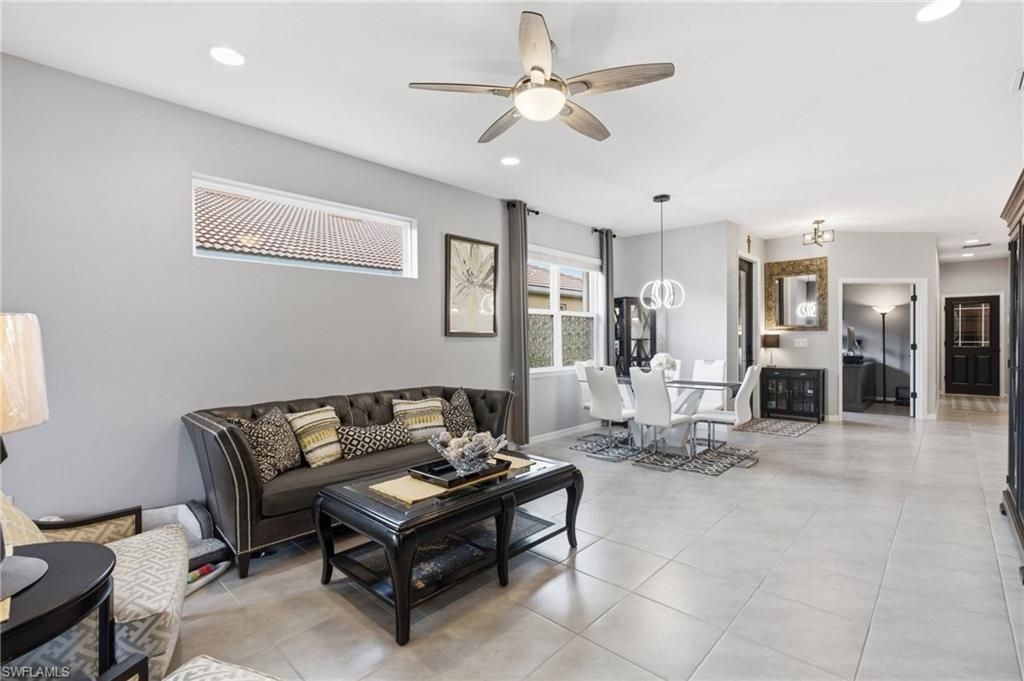 4439 Dutchess Park Rd, Fort Myers, FL 33916 Photo