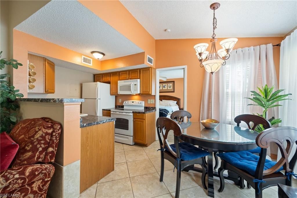 12591 Equestrian Cir, Unit 1210, Fort Myers, FL 33907 Photo