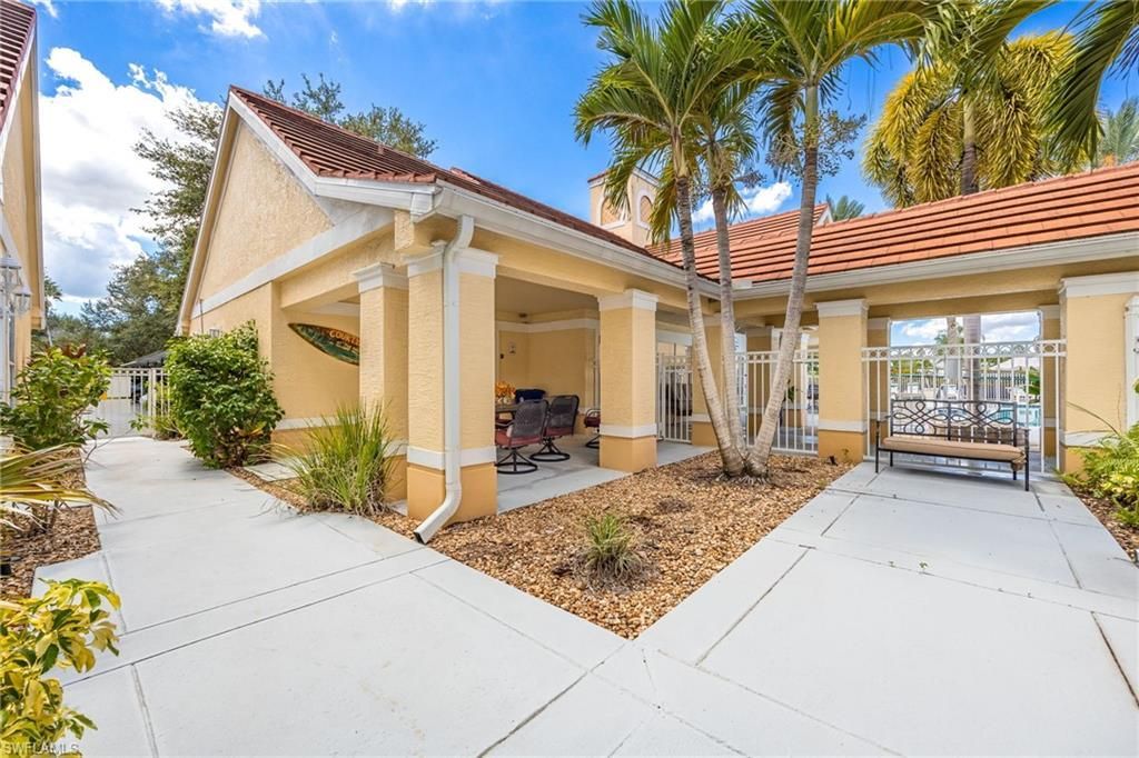 12591 Equestrian Cir, Unit 1210, Fort Myers, FL 33907 Photo