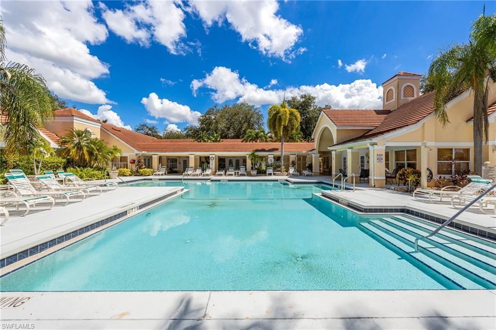 12591 Equestrian Cir, Unit 1210, Fort Myers, FL 33907 Photo
