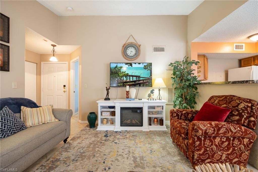 12591 Equestrian Cir, Unit 1210, Fort Myers, FL 33907 Photo