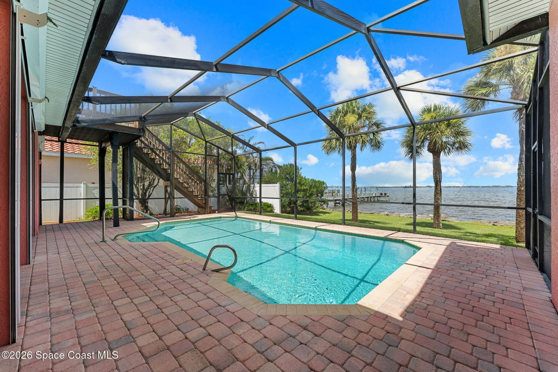 327 Island Drive , Melbourne Beach, FL 32951 Photo