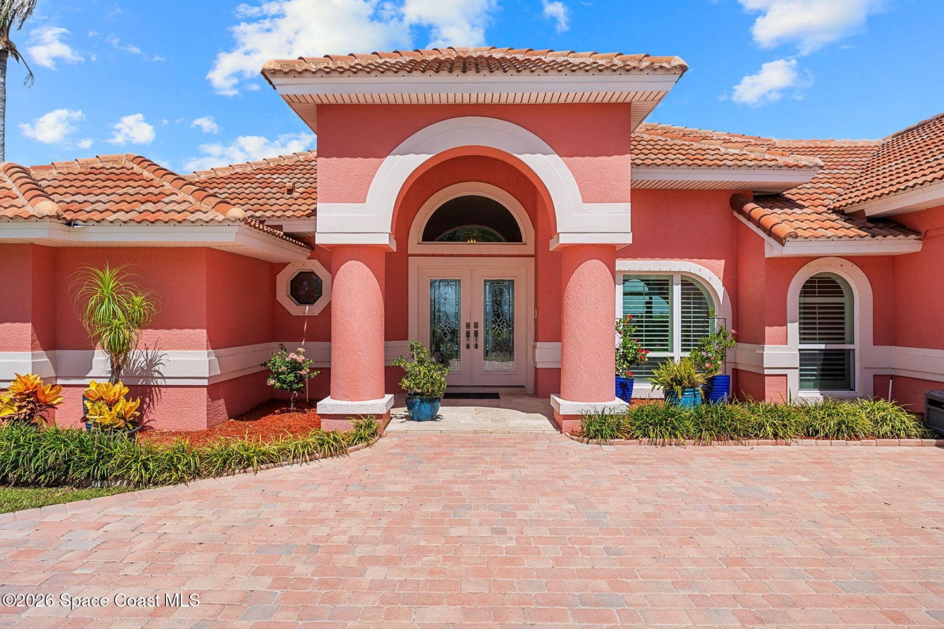 327 Island Drive , Melbourne Beach, FL 32951 Photo