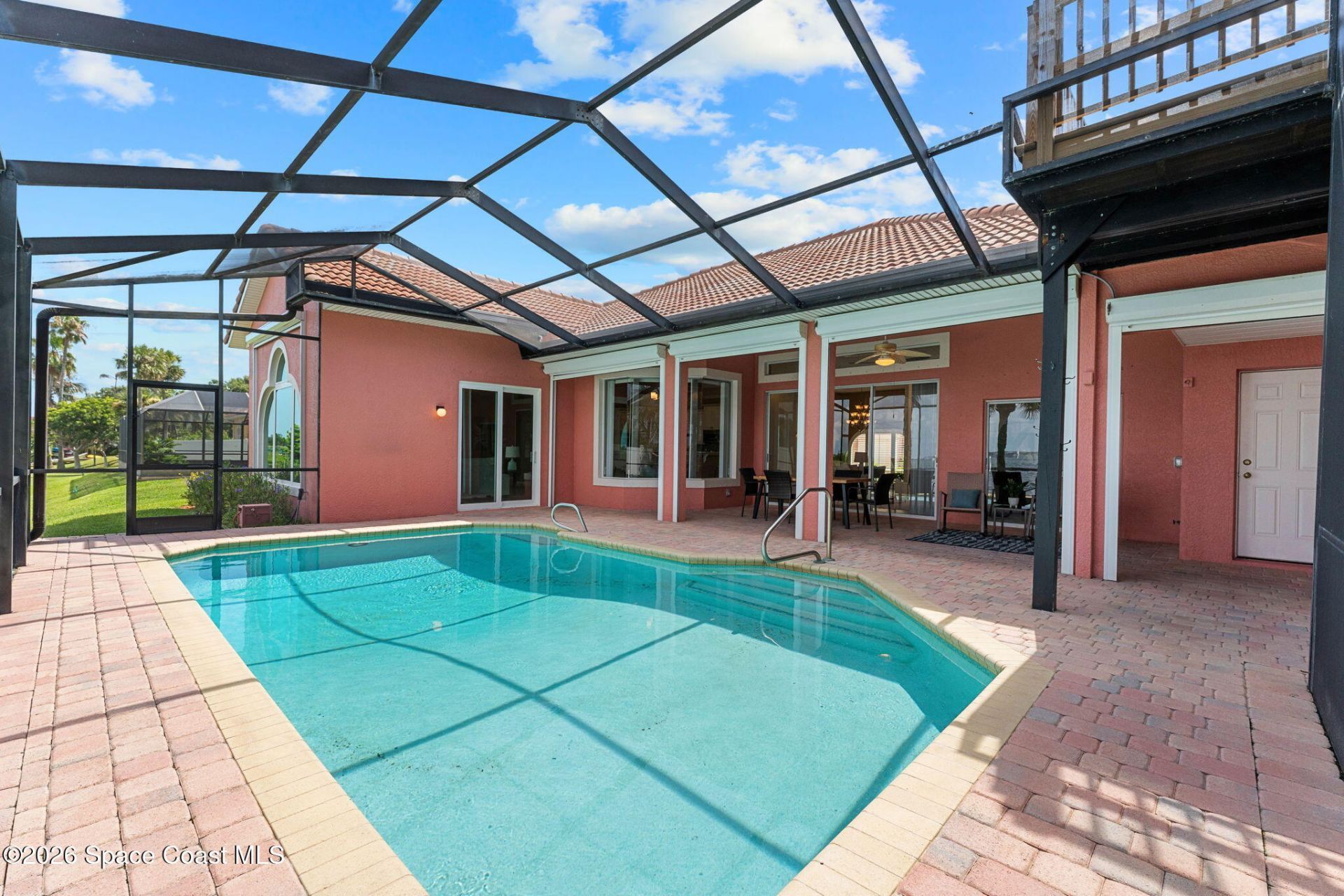 327 Island Drive , Melbourne Beach, FL 32951 Photo