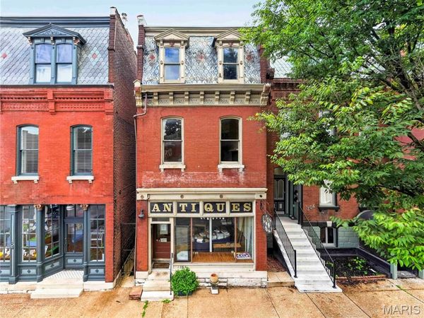 1304 Sidney Street , St Louis, MO 63104