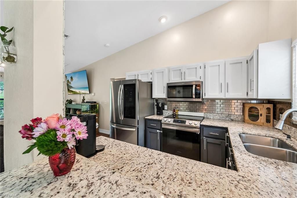 3670 6th Ave Se, Naples, FL 34117 Photo