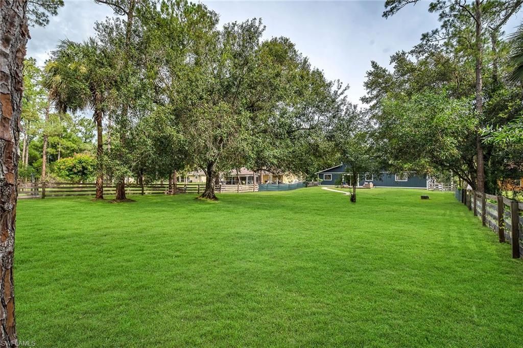 3670 6th Ave Se, Naples, FL 34117 Photo