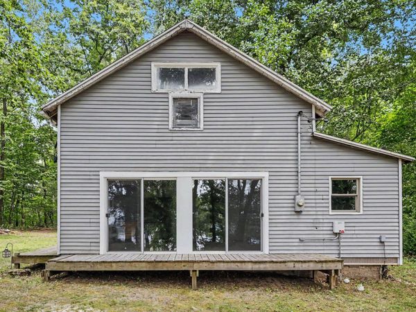 5372 W Guernsey Lake Road, Delton, MI 49046